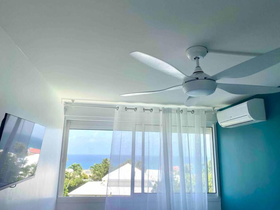 Super Appartement Refait A Neuf. Vue A Couper Le Souffle Le Gosier  Luaran gambar